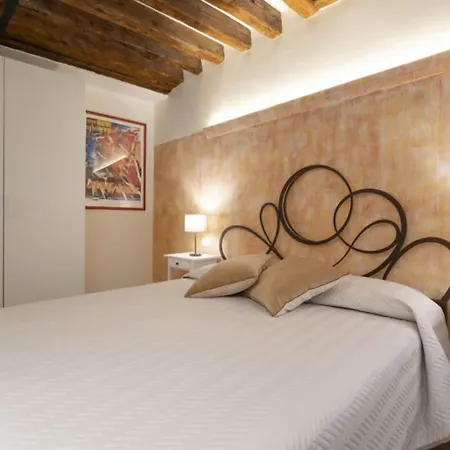 Rialto Sant'aponal Prestige By Wonderful Italy * Benátky