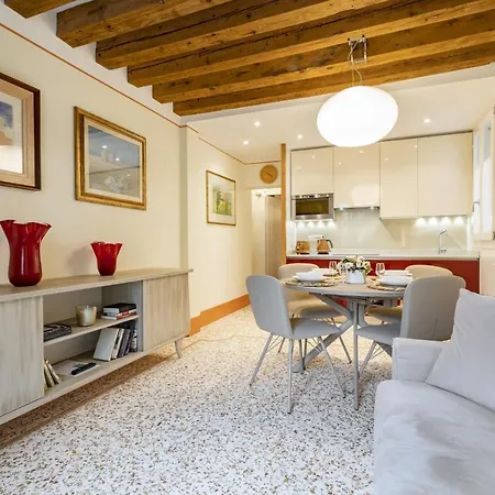 Rialto Sant'aponal Prestige By Wonderful Italy شقة البندقية